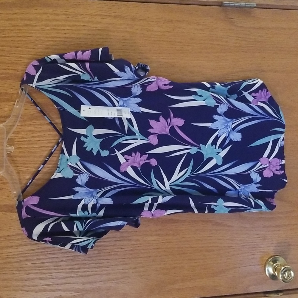 NWT Cooper and Ella Women’s size M floral blouse